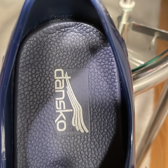 ☔️🌧️Dansko Pixie Blue Floral Molded Waterproof & Slip Resistant - Picture 8 of 8